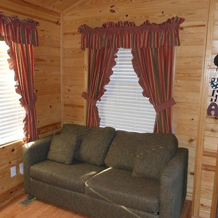 Oakzanita Springs Camping Resort Cabin 1 Descanso Екстериор снимка