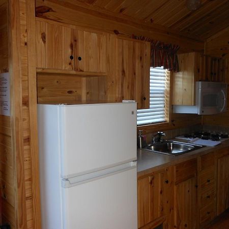 Oakzanita Springs Camping Resort Cabin 1 Descanso Екстериор снимка